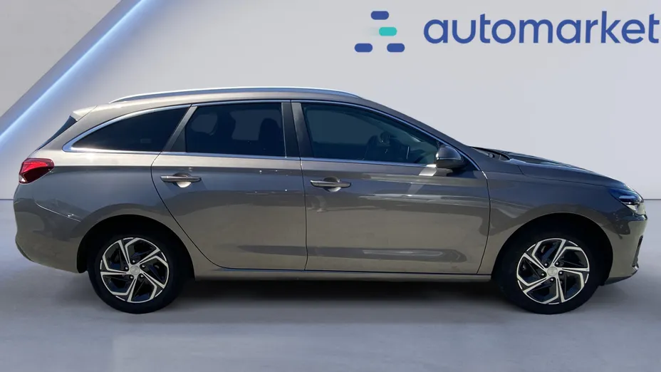 HYUNDAI i30 i30 1.5 DPI Comfort