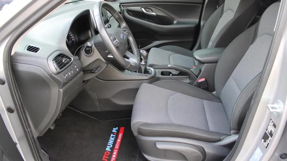 HYUNDAI i30 i30 1.5 DPI Classic +