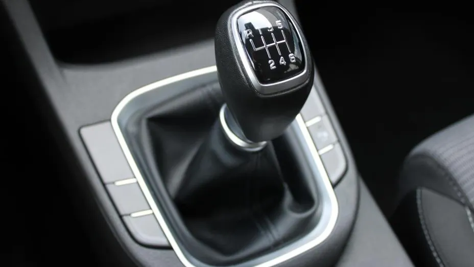 HYUNDAI i30 i30 1.5 DPI Classic +