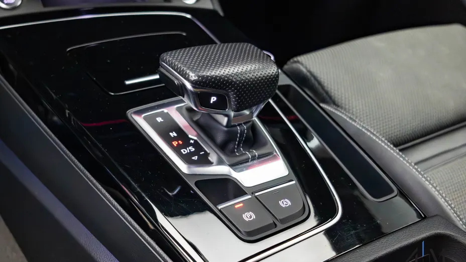 AUDI Q5 Q5 40 TDI mHEV Quattro S Line S tronic