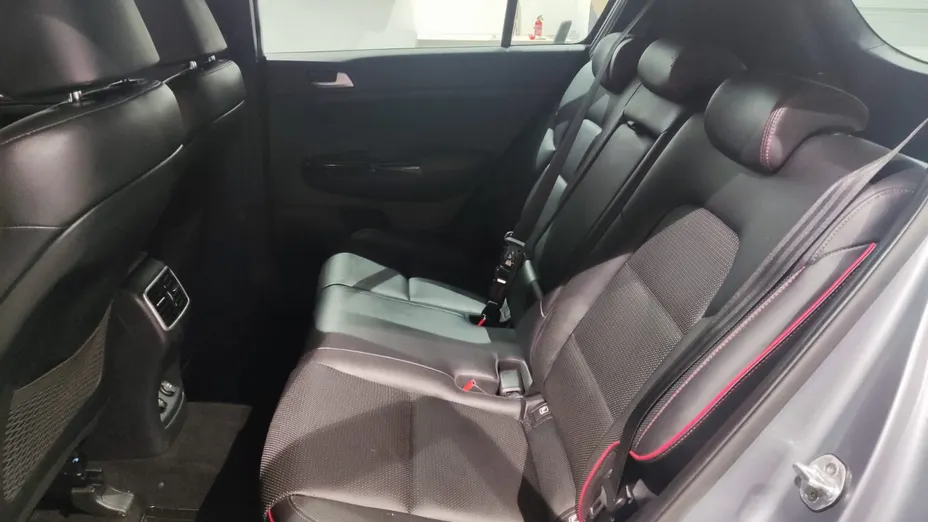 KIA Sportage Sportage 1.6 T-GDI GT Line 4WD