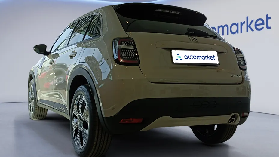 FIAT 600 600 1.2 Turbo Hybrid La Prima eDCT Nowy