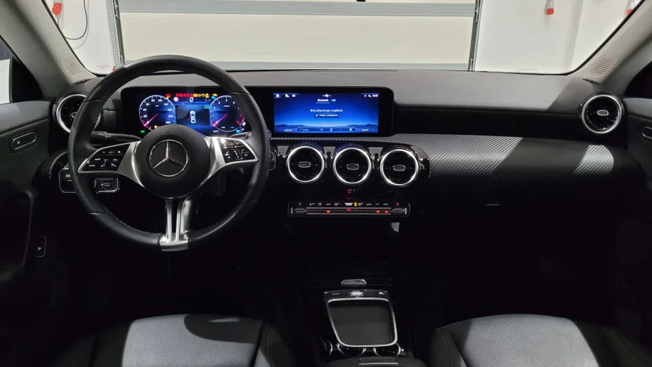 MERCEDES-BENZ CLA CLA 200 7G-DCT