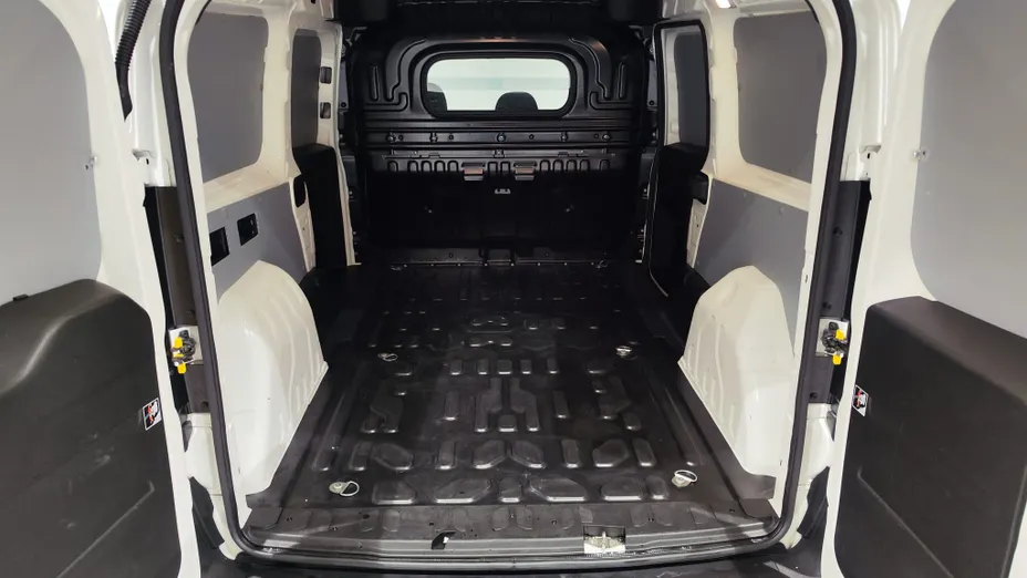 FIAT Doblo Cargo/Van Doblo Maxi 1.6 MJ SX