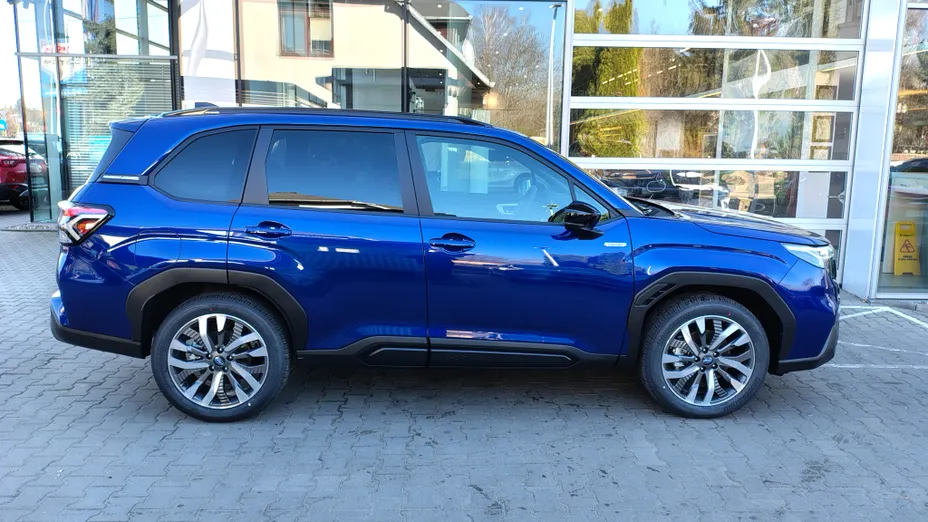 SUBARU Forester Forester 2.0i-L Platinum (EyeSight) Lineartronic