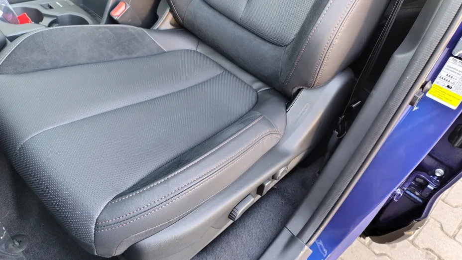 SUBARU Forester Forester 2.0i-L Platinum (EyeSight) Lineartronic