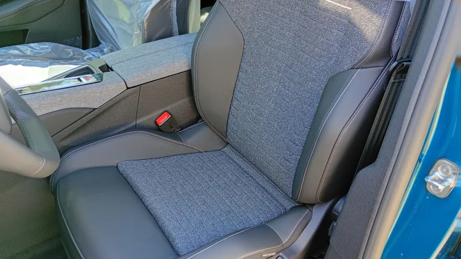 PEUGEOT 3008 3008 1.2 PureTech mHEV Allure e-DCS6 Nowy