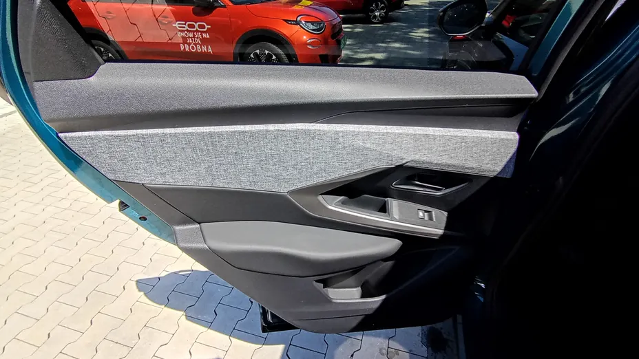 PEUGEOT 3008 3008 1.2 PureTech mHEV Allure e-DCS6 Nowy