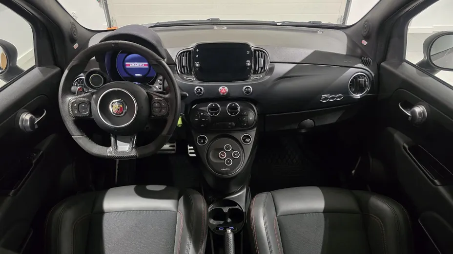 ABARTH 500 695C 1.4 T-Jet 16v MTA