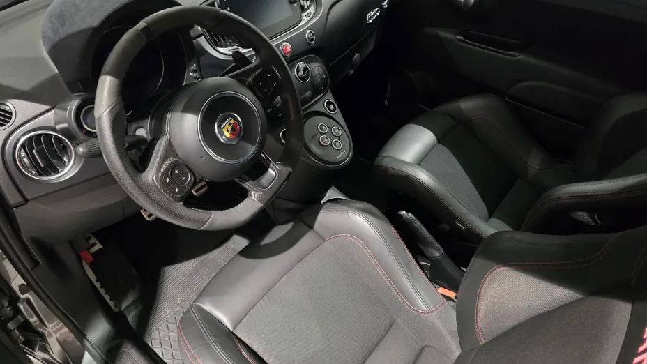 ABARTH 500 695C 1.4 T-Jet 16v MTA