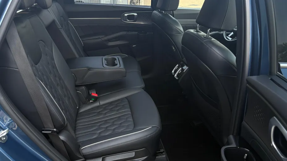 KIA Sorento Sorento 1.6 T-GDI HEV Prestige Line 4WD aut 7os.