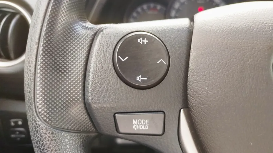 TOYOTA Auris Auris 1.6 Comfort