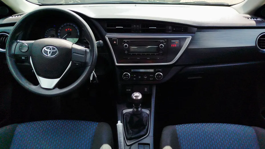 TOYOTA Auris Auris 1.6 Comfort