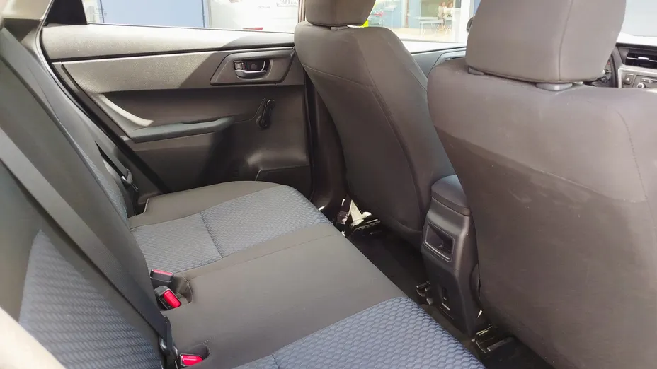 TOYOTA Auris Auris 1.6 Comfort