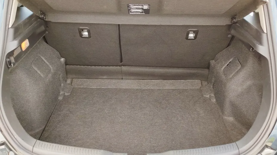 TOYOTA Auris Auris 1.6 Comfort