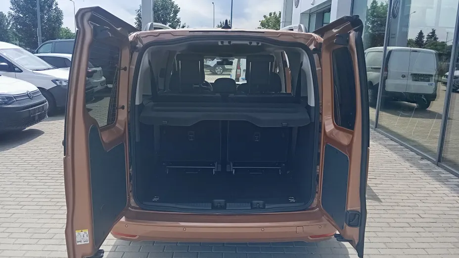VOLKSWAGEN Caddy osobowy Caddy Maxi 2.0 TDI Style DSG Nowy