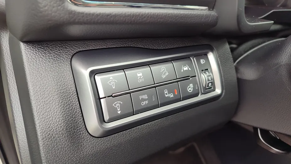 KGM / SSANGYONG Tivoli Automat rej.2020rok Tivoli 1.5 T-GDI Sapphire aut