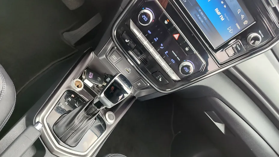 KGM / SSANGYONG Tivoli Automat rej.2020rok Tivoli 1.5 T-GDI Sapphire aut