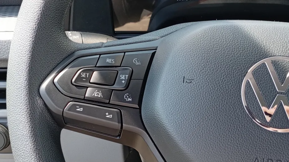 VOLKSWAGEN Transporter Transporter TDI L2H1 Nowy