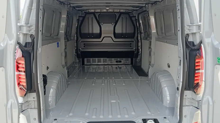VOLKSWAGEN Transporter Transporter TDI L2H1 4Motion aut Nowy