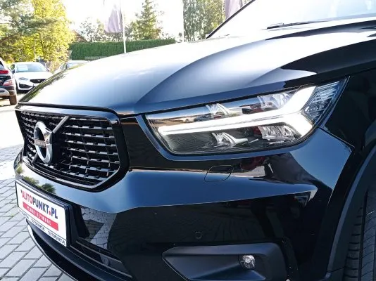VOLVO XC40 XC40 B4 B R-Design aut