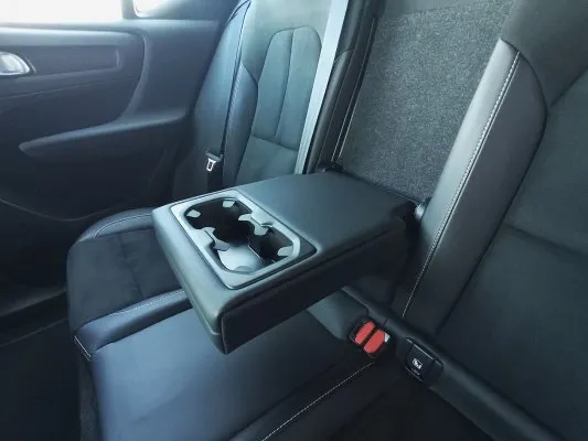 VOLVO XC40 XC40 B4 B R-Design aut