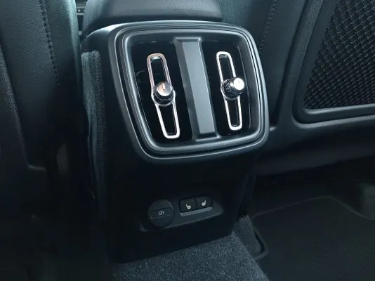 VOLVO XC40 XC40 B4 B R-Design aut