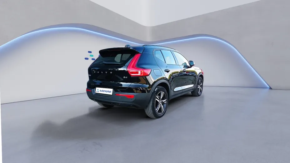VOLVO XC40 XC40 B4 B R-Design aut