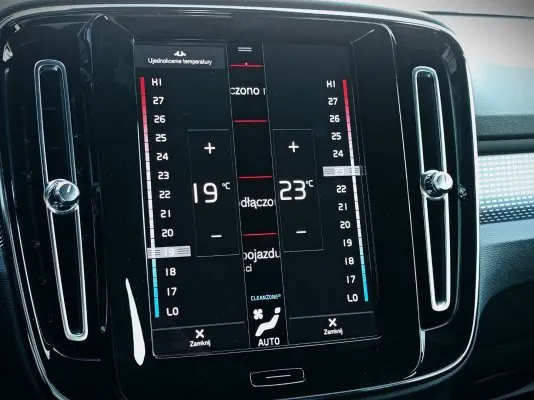 VOLVO XC40 XC40 B4 B R-Design aut