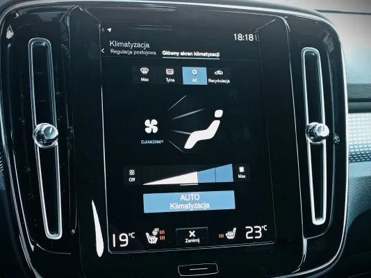 VOLVO XC40 XC40 B4 B R-Design aut