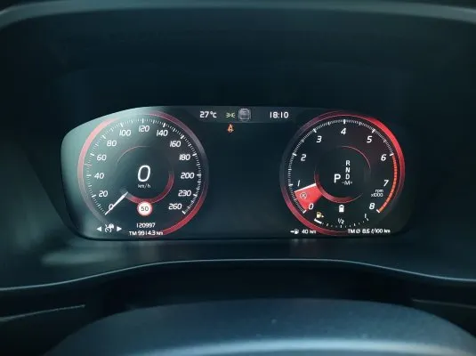 VOLVO XC40 XC40 B4 B R-Design aut