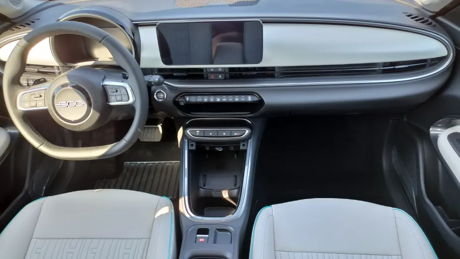 FIAT 600 600 1.2 Turbo Hybrid La Prima eDCT Nowy