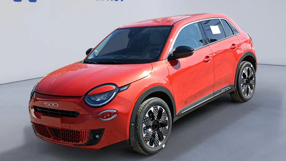 FIAT 600 600 1.2 Turbo Hybrid La Prima eDCT Nowy