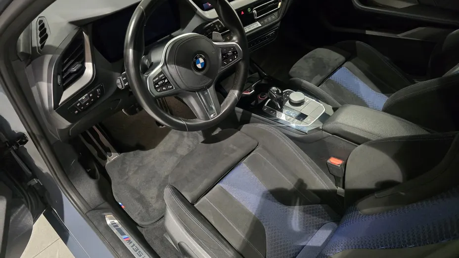 BMW Seria 1 M135i xDrive