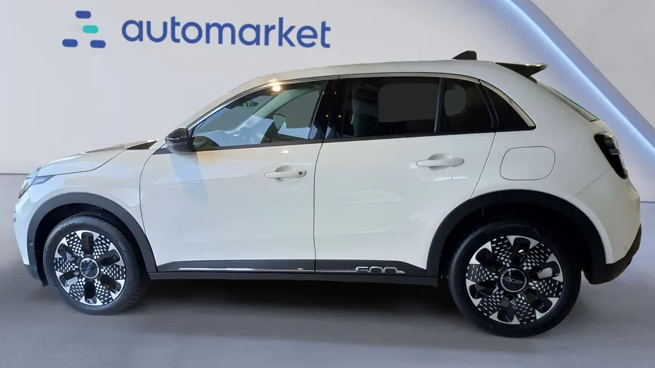 FIAT 600 600 1.2 Turbo Hybrid La Prima eDCT Nowy