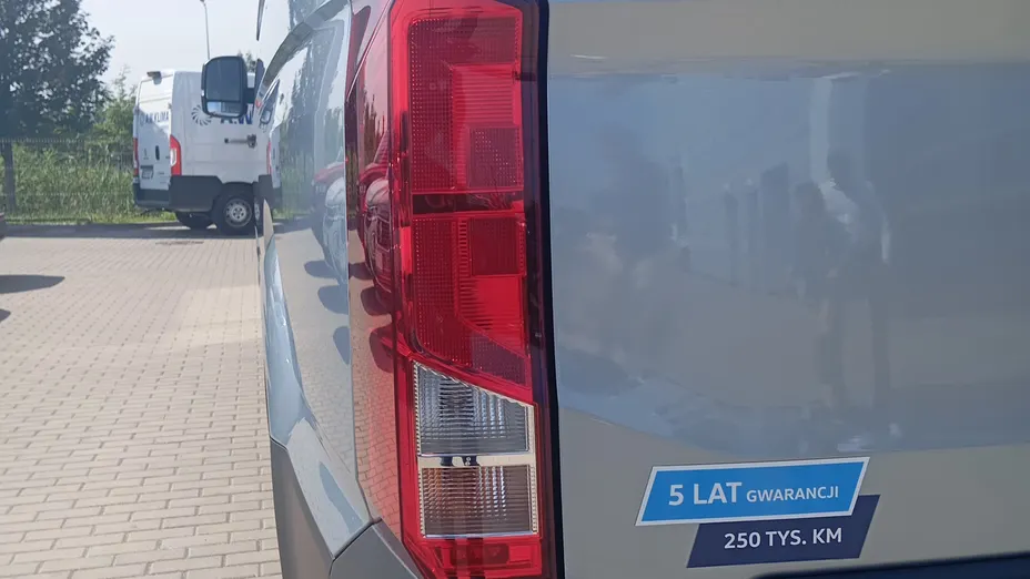 VOLKSWAGEN Crafter Crafter 35 BiTDI (14,4m3) Nowy
