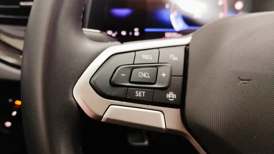 VOLKSWAGEN Taigo Taigo 1.0 TSI Life