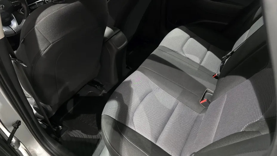 HYUNDAI i30 i30 1.5 DPI Classic +