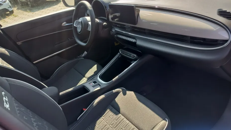 FIAT 600 600 1.2 Turbo Hybrid Pop eDCT Nowy