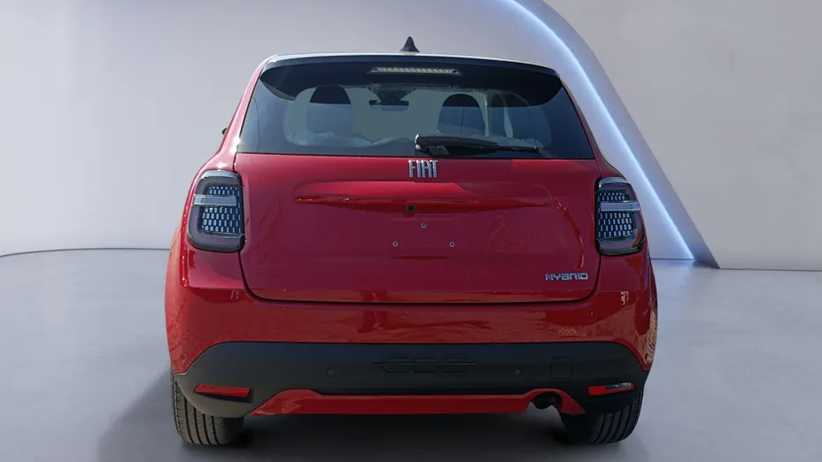 FIAT 600 600 1.2 Turbo Hybrid Pop eDCT Nowy