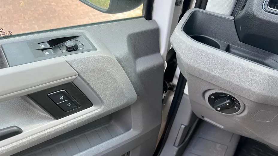 VOLKSWAGEN Crafter Crafter 35 BiTDI Aut.