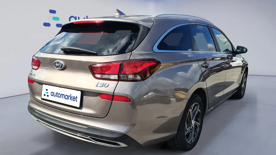HYUNDAI i30 i30 1.5 DPI Comfort