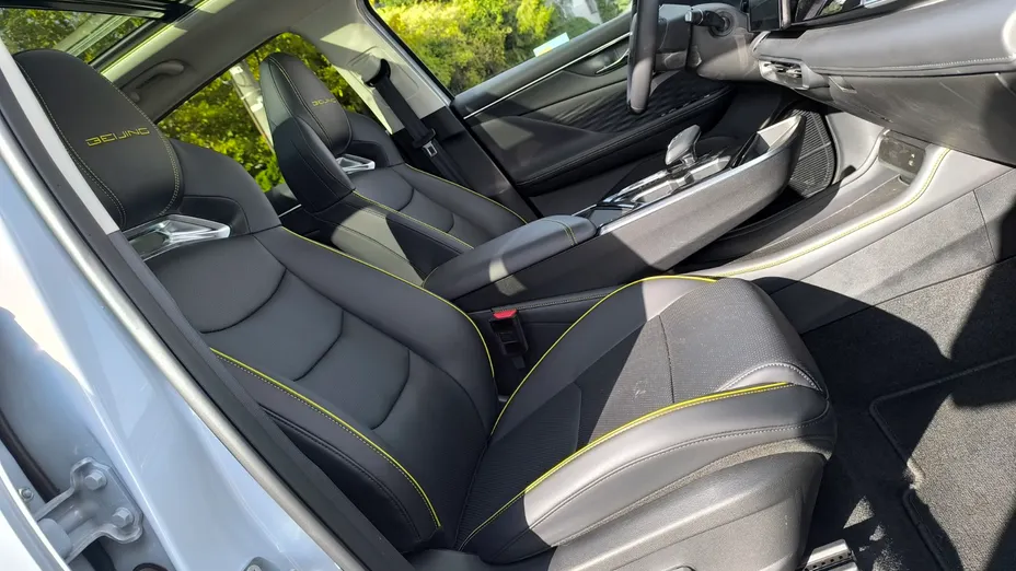 BAIC Beijing 5 Beijing 5 1.5T Luxury DCT