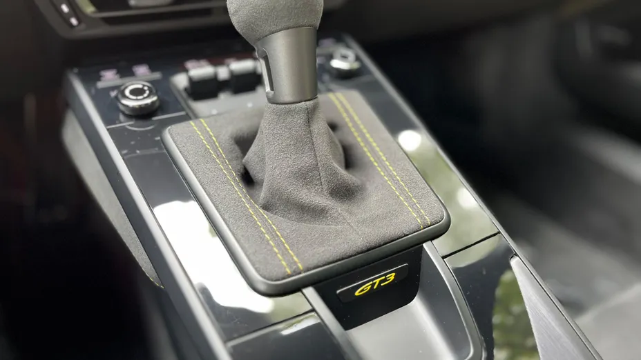 PORSCHE 911 911 GT3