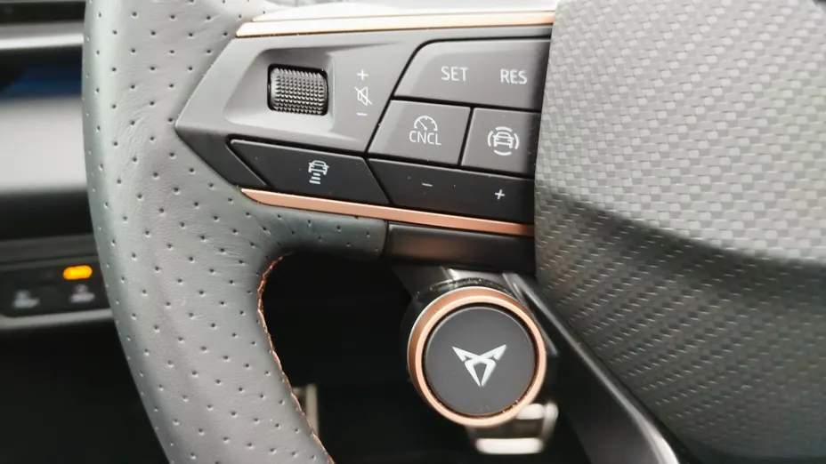 CUPRA Terramar Terramar 1.5 eTSI mHEV DSG