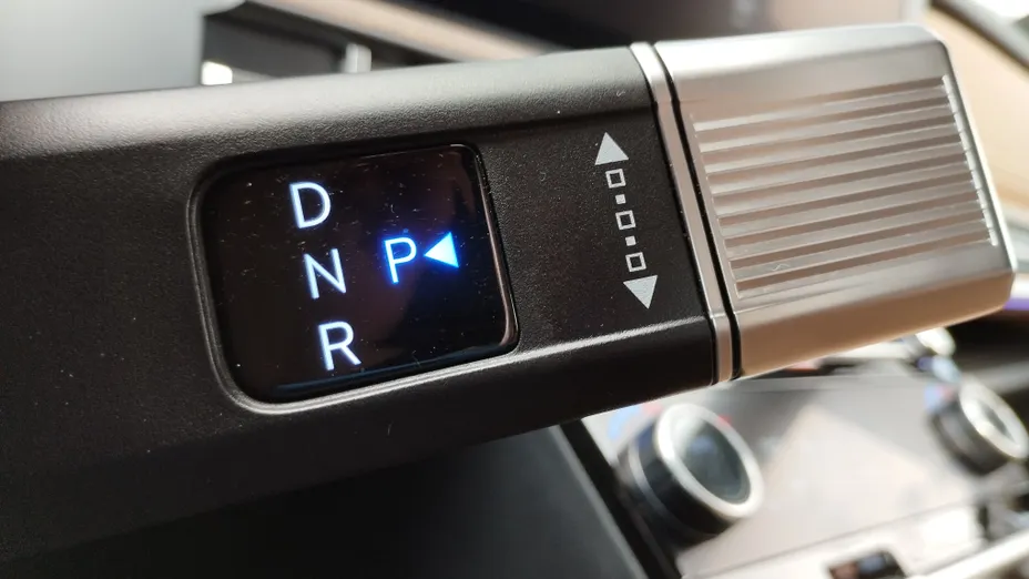 HYUNDAI Santa Fe Santa Fe 1.6 T-GDI HEV Platinum 4WD aut