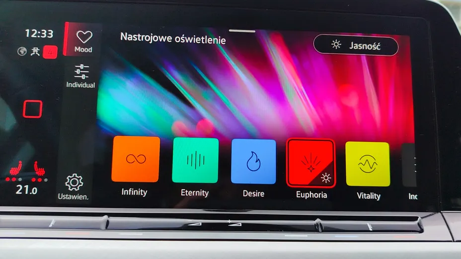 VOLKSWAGEN Golf Golf VIII 2.0 TDI Life