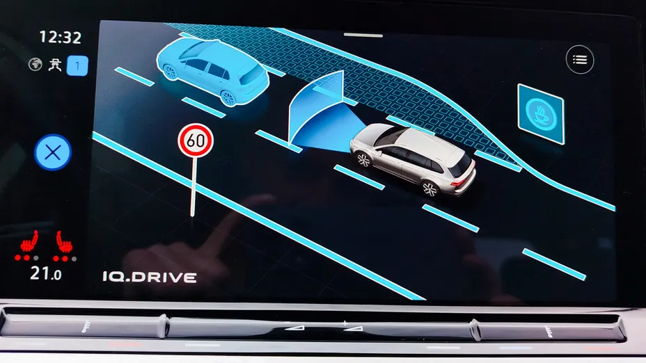 VOLKSWAGEN Golf Golf VIII 2.0 TDI Life