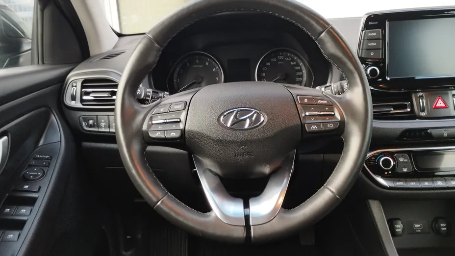 HYUNDAI i30 i30 1.5 T-GDI 48V Smart DCT