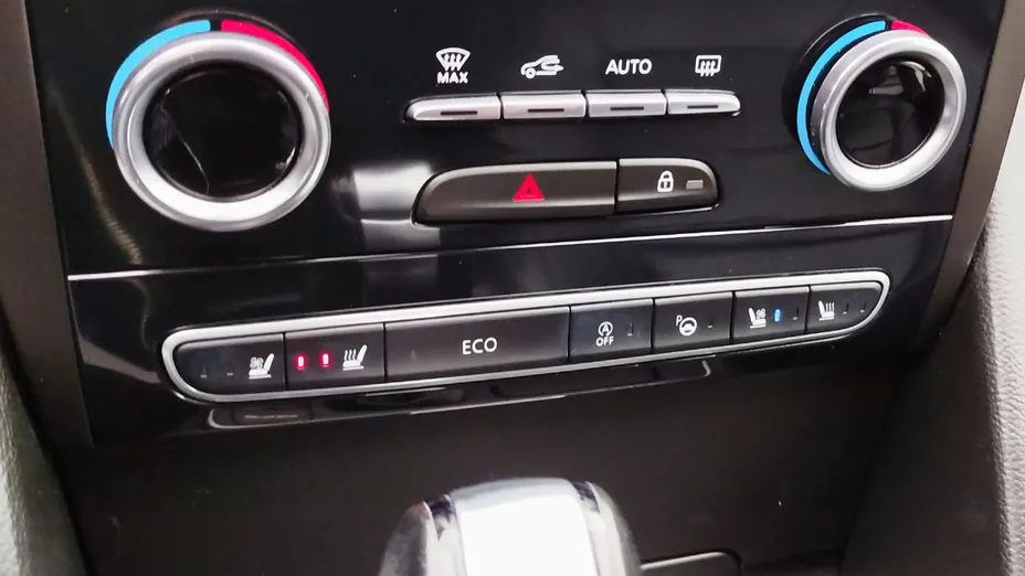 RENAULT Talisman Talisman 1.8 TCe FAP Initiale Paris EDC